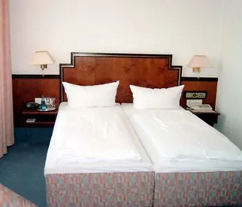 Hotel Villa Noel Am Hauptbahnhof